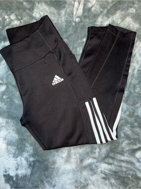 adidas women’s Capri Black Athletic Leggings with White 3-Stripes and mesh ankle